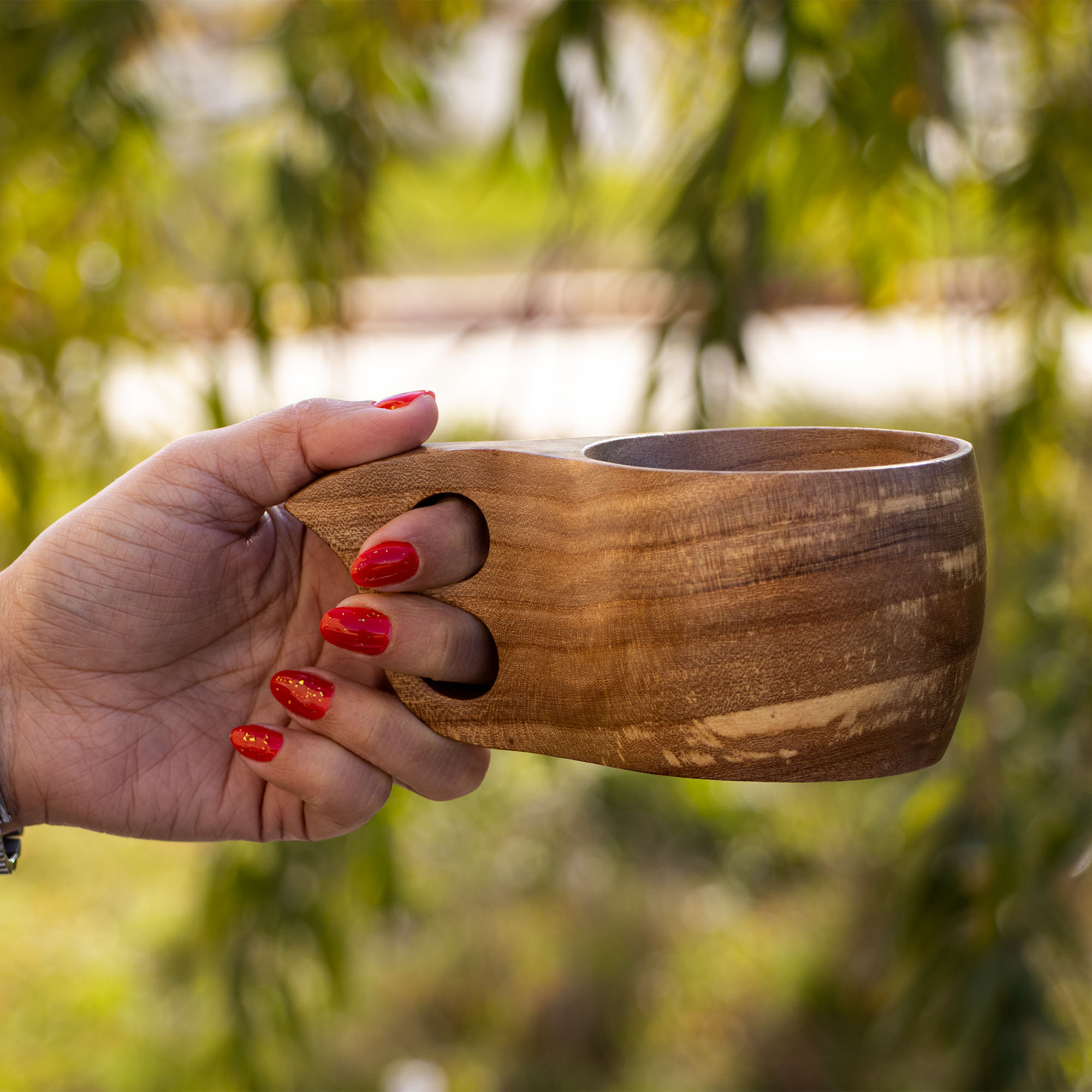 کوکسا گرد دو سوراخ چوبی از ویون